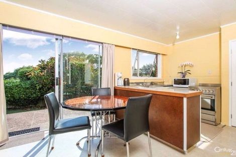 Photo of property in 44 Coniston Avenue, Te Atatu South, Auckland, 0610