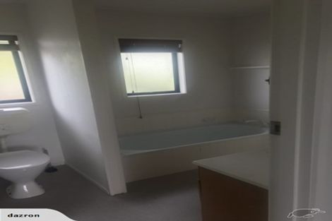 Photo of property in 19 Holt Avenue, Torbay, Auckland, 0630