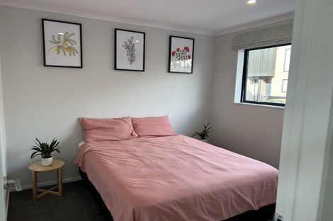 Photo of property in 5/73 Hobsonville Point Road, Hobsonville, Auckland, 0616