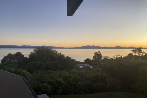 Photo of property in 8 Whakamoenga Point, Acacia Bay, Taupo, 3385