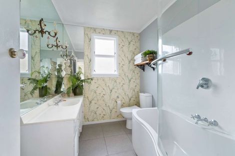Photo of property in 23g Wallath Road, Westown, New Plymouth, 4310
