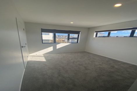 Photo of property in 1/39 Renata Crescent, Te Atatu Peninsula, Auckland, 0610