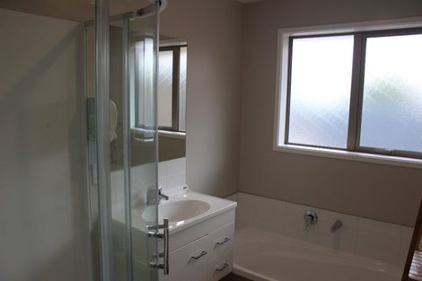 Photo of property in 16 Newman Road, Rolleston, 7614