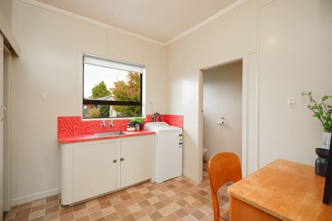 Photo of property in 25 Albert Street, Winton, 9720