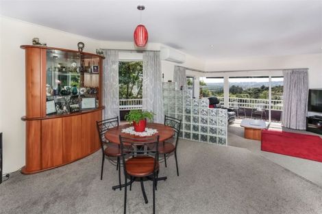 Photo of property in 327 Kaipara Road, Papakura, 2582