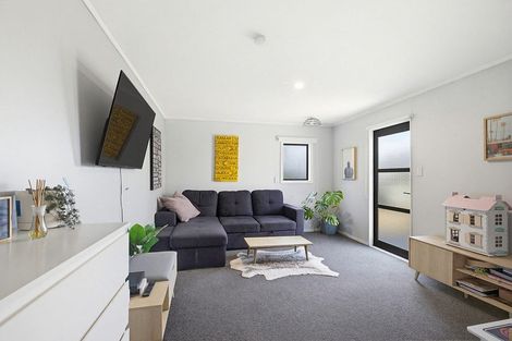 Photo of property in 16 Tuki Street, Titahi Bay, Porirua, 5022