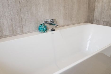 Photo of property in 10 Mcilwaine Place, Marton, 4710