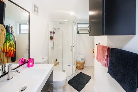 Photo of property in 8 Flint Street, Milson, Palmerston North, 4414