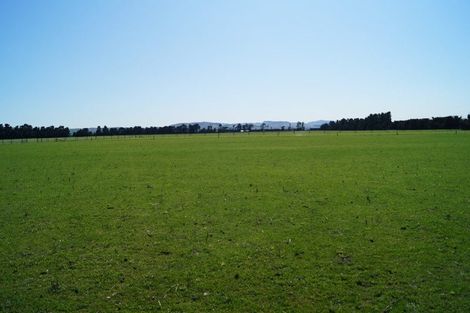 Photo of property in 26f Enderby Drive, Te Atatu Peninsula, Auckland, 0610