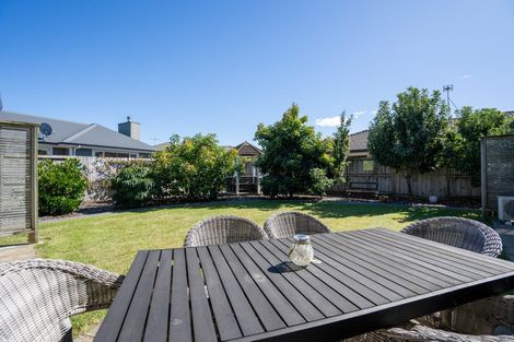 Photo of property in 16 Honiss Place, Cambridge, 3434