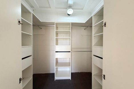 Photo of property in 27 Glendene Avenue, Glendene, Auckland, 0602