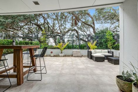 Photo of property in 1/7 The Promenade, Takapuna, Auckland, 0622