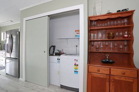 Photo of property in 35 Churchill Avenue, Feilding, 4702