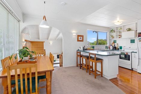 Photo of property in 4 Harford Place, Pakuranga Heights, Auckland, 2010