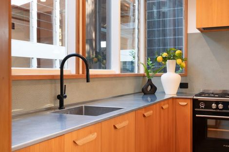 Photo of property in 18a Casey Avenue, Fairfield, Hamilton, 3214