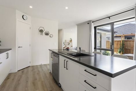 Photo of property in 14 Northmoor Boulevard, Rolleston, 7615
