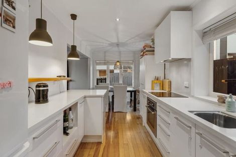 Photo of property in 69 Kervil Avenue, Te Atatu Peninsula, Auckland, 0610