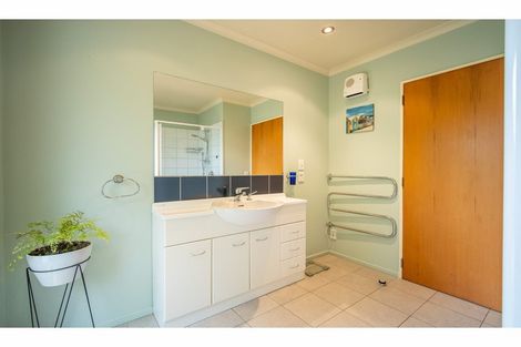 Photo of property in 130a Halswell Road, Hillmorton, Christchurch, 8025