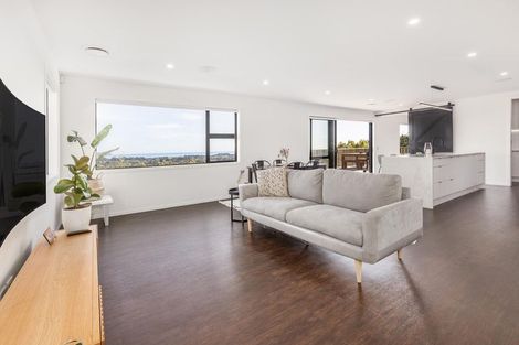 Photo of property in 94 Kotare Street, Waikanae, 5036