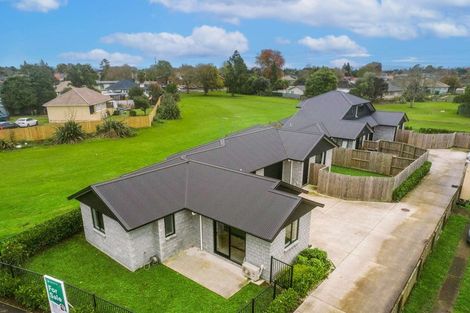 Photo of property in 23u3 Ross Crescent, Fairfield, Hamilton, 3214