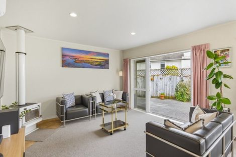 Photo of property in 174 Bath Street, Levin, 5510