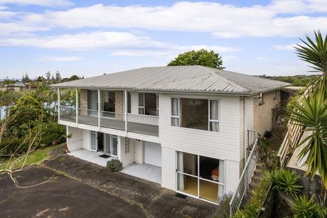 Photo of property in 58 The Crescent, Waihi Beach, 3611