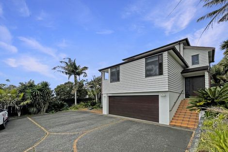 Photo of property in 1/86 Saddleback Rise, Murrays Bay, Auckland, 0630