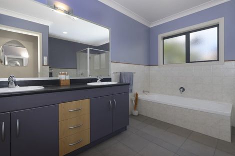 Photo of property in 27 Harbelle Close, Bethlehem, Tauranga, 3110