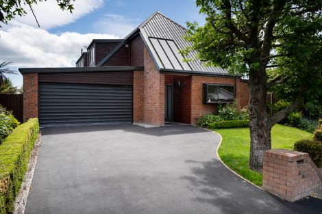 Photo of property in 51 Westgrove Avenue, Avonhead, Christchurch, 8042
