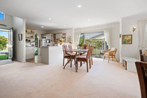 Photo of property in Bramley Gardens, 33/3u Turnbury Court, Rototuna, Hamilton, 3210