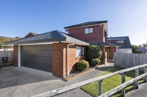 Photo of property in 1/42 Headcorn Place, Botany Downs, Auckland, 2010