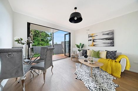 Photo of property in 2/32 Brandon Road, Glen Eden, Auckland, 0602