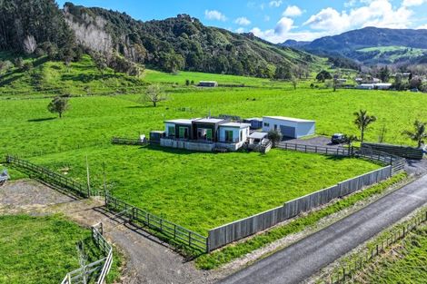 Photo of property in 72 Neavesville Road, Puriri, Thames, 3578