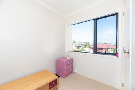 Photo of property in 6 Tussock Avenue, Mangere, Auckland, 2022
