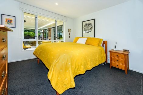 Photo of property in 32 Althorp Place, Avonhead, Christchurch, 8042