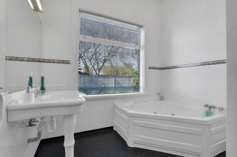 Photo of property in 45 Brecon Road, Stratford, 4332