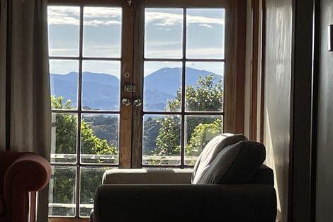 Photo of property in 29 Tanera Crescent, Brooklyn, Wellington, 6021