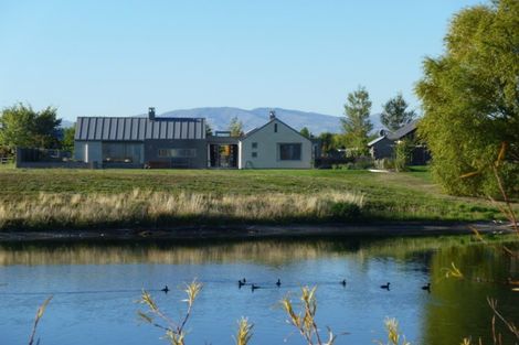 Photo of property in 42 Pisa Moorings Road, Mount Pisa, Cromwell, 9383