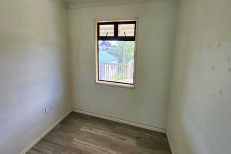 Photo of property in 4 Miro Street, Merrilands, New Plymouth, 4312