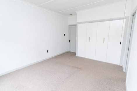 Photo of property in 30 Collins Avenue, Tawa, Wellington, 5028