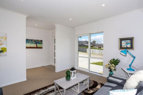 Photo of property in 21 Hua Place, Tuakau, 2121