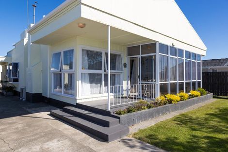 Photo of property in 22 White Street, Taradale, Napier, 4112