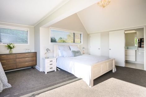 Photo of property in 281 Fitzherbert Avenue, West End, Palmerston North, 4410