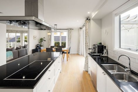 Photo of property in 21 Longbow Terrace, Flagstaff, Hamilton, 3210