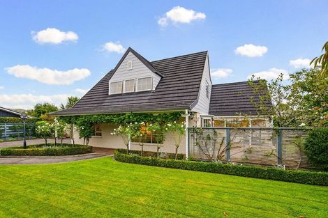 Photo of property in 5 Patterson Grove, Waikanae, 5036