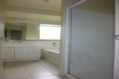 Photo of property in 21 Milson Drive, Papakura, 2110