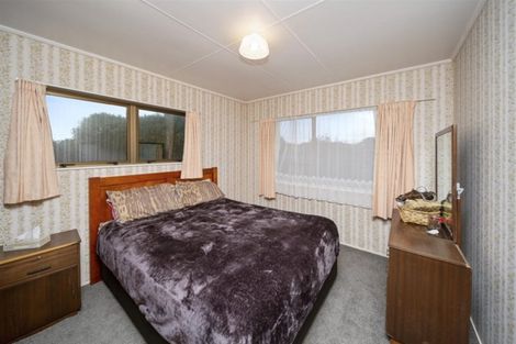 Photo of property in 16 Manuka Place, Hawera, 4610