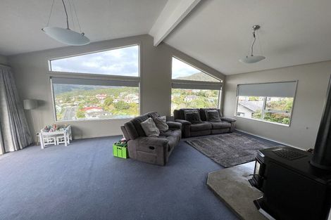 Photo of property in 12 Buxton Avenue, Karori, Wellington, 6012