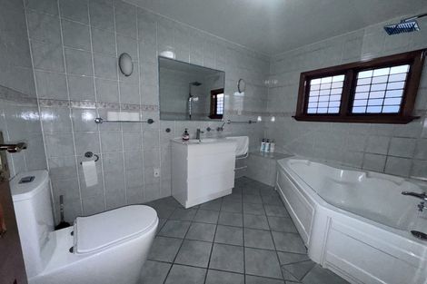 Photo of property in 10 Webb Street, St Albans, Christchurch, 8014