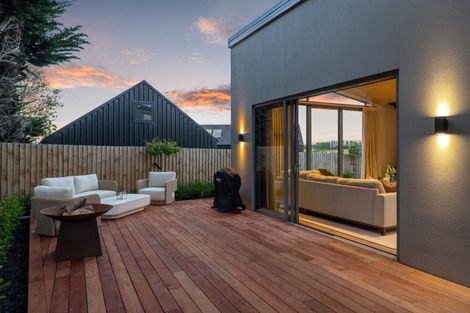 Photo of property in 13 Barnfields Close, Halswell, Christchurch, 8025